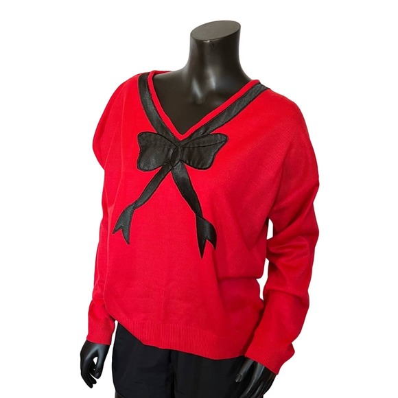 KNITIVO-Women’s Red Sweater Black Bow - Picture 1 of 4